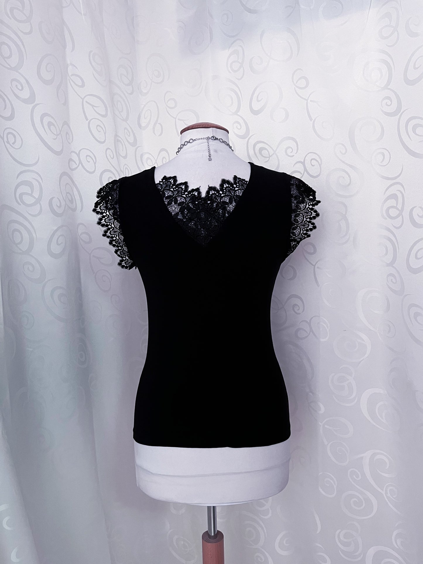 Witchy black top with embroidered cut-out detail 🕷️🕸️