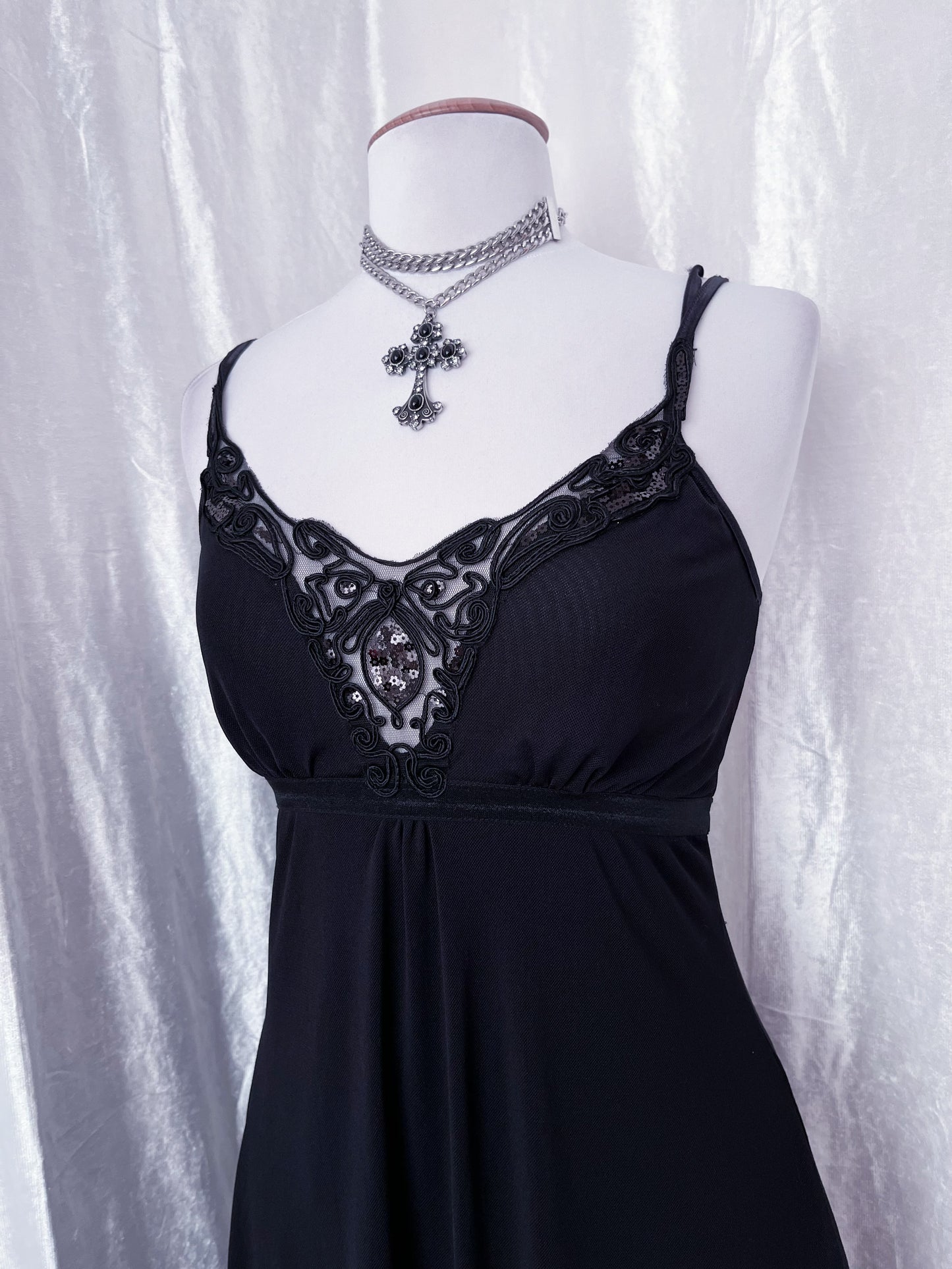 00’s dark fairy mesh dress 🖤🧚‍♀️