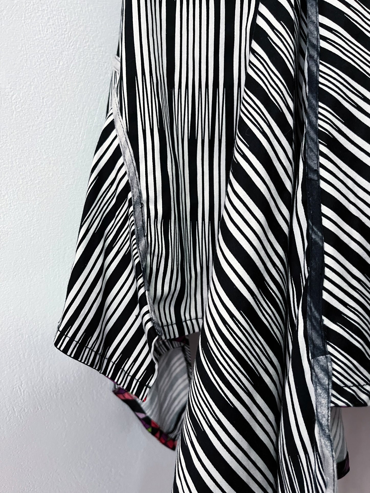 00’s witchy asymmetrical black & white skirt 💜🕸️