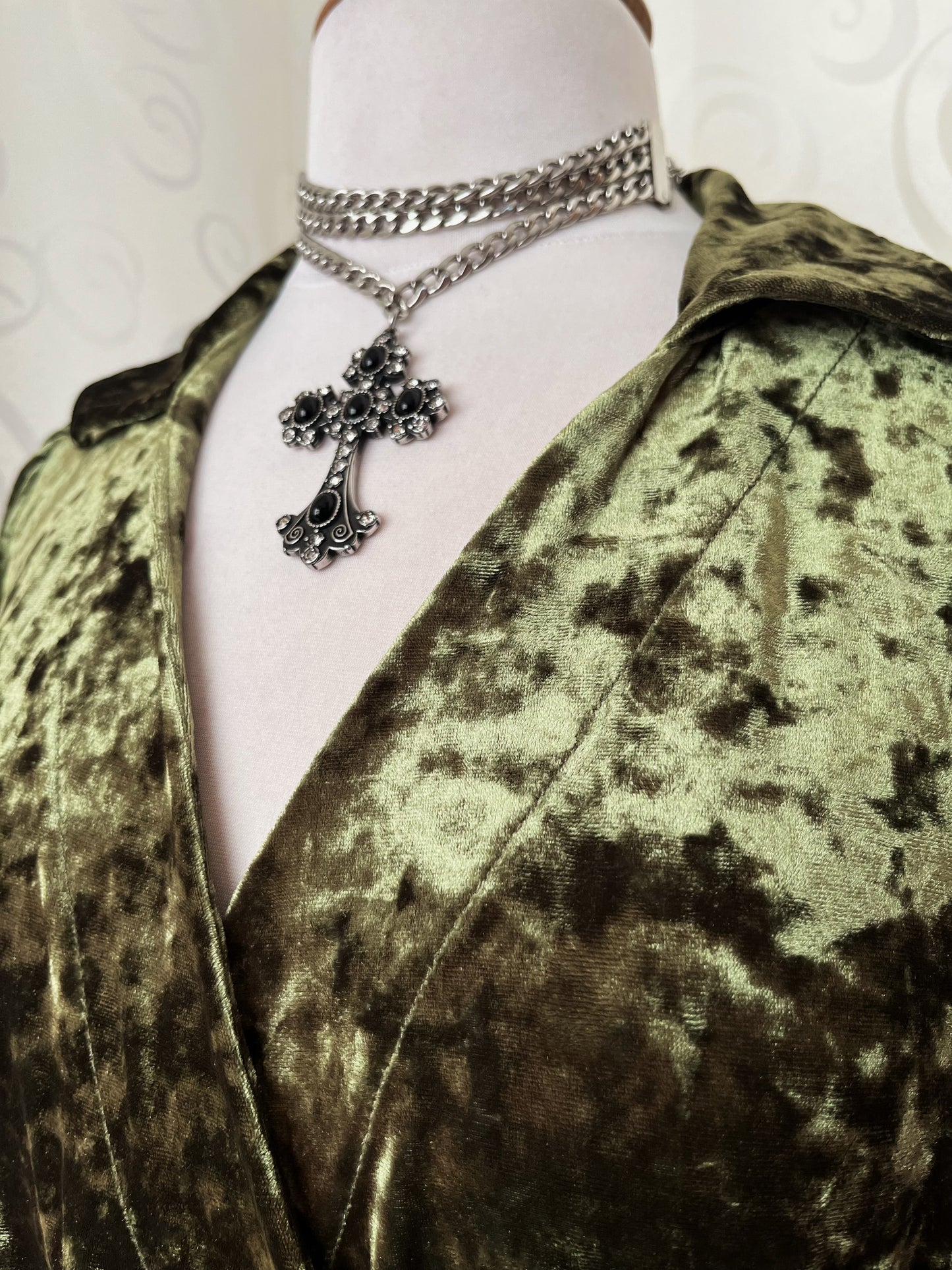 Vintage forest green crushed velvet cardigan 🪾🍃🐢