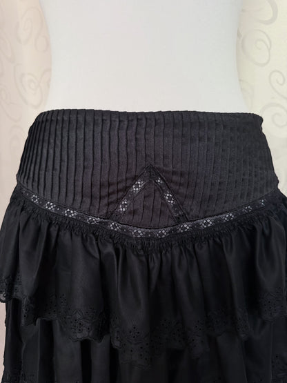 00’s Morgan De Toi Gothic/Dark Coquette ruffle skirt 🖤