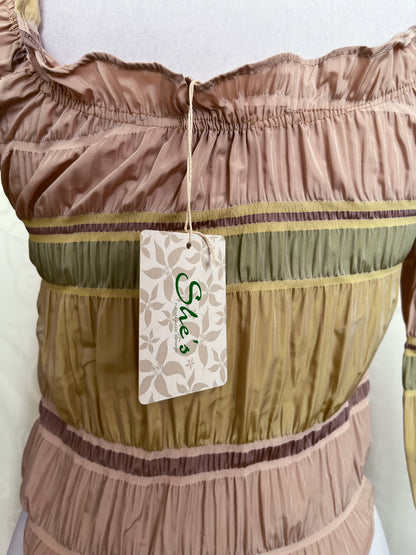 00’s deadstock colorful coquette shirt that closes with metal hooks 💜🌀