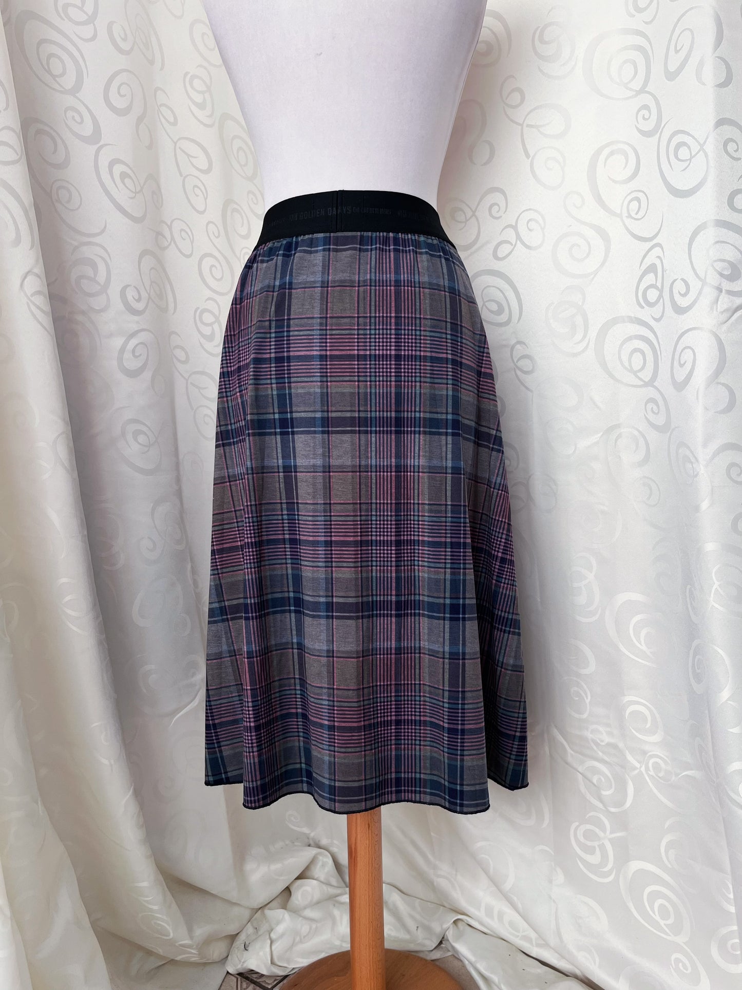 Street One midi tartan style skirt 💜🌀