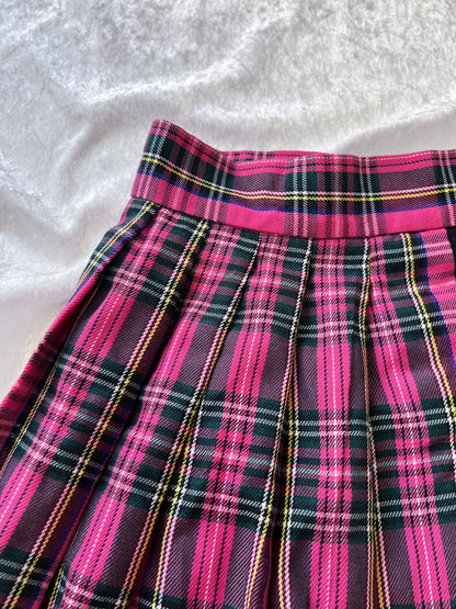 Alt plaid pleated skorts with belt buckle detail 💞