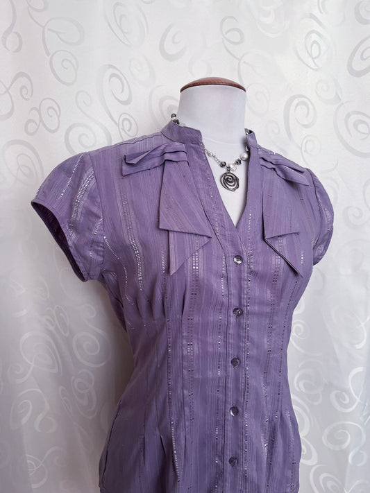 Cutest coquette striped lilac shirt 💜🎀