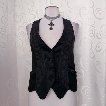 00’s amazing Dark Academia vest with pockets & lace up detail 🖤🦇