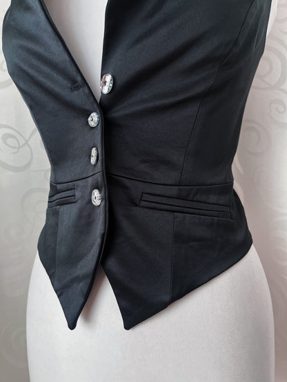 Gothic essential black vest 🦇