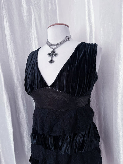 Dark whimsy fairy velvet, lace & sequin top 🧚🏽‍♀️🦇