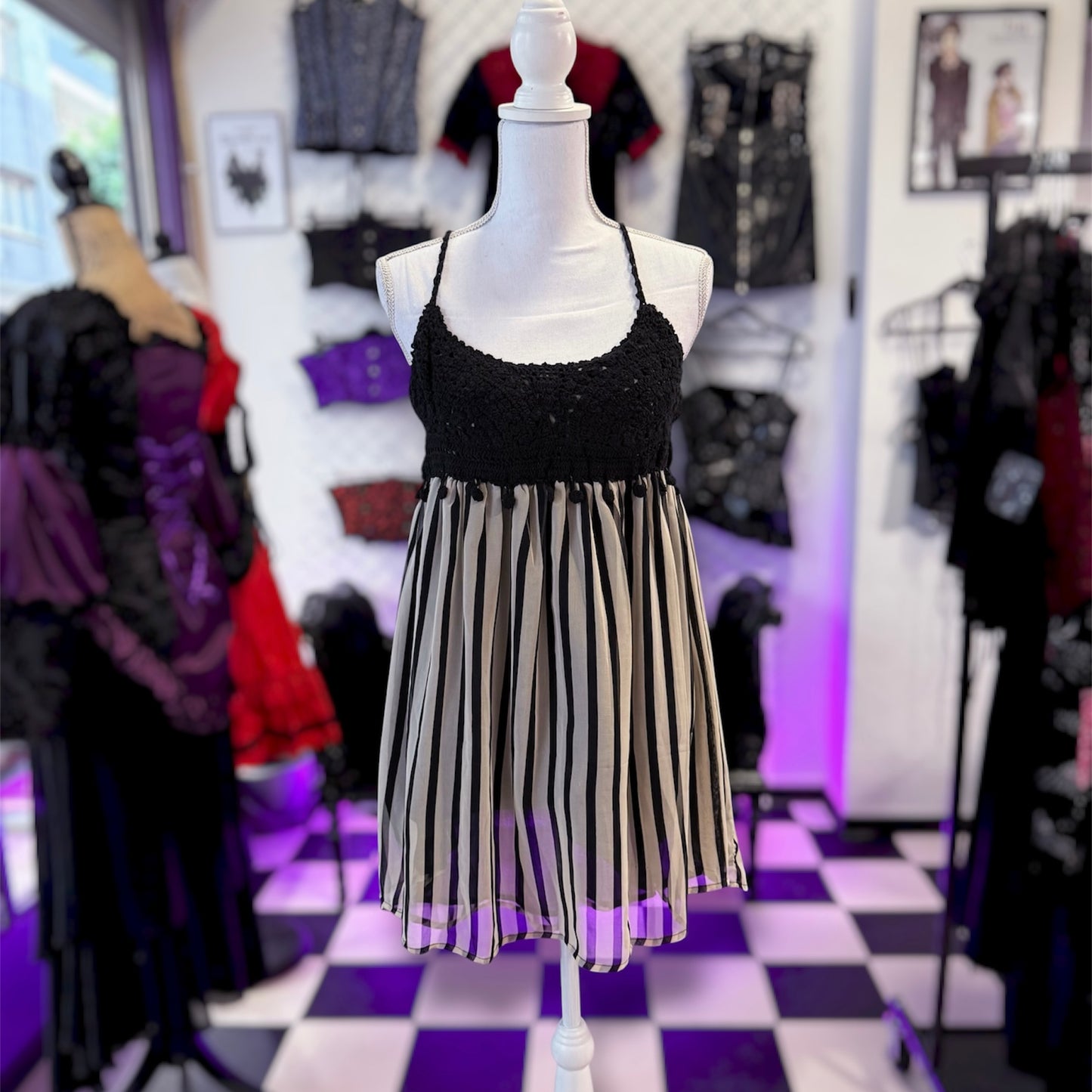 00’s Jester style tunic striped top 🃏
