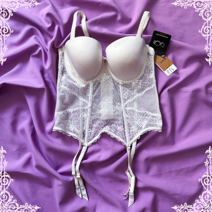 Chantelle brand new angelic milk corset 🪽