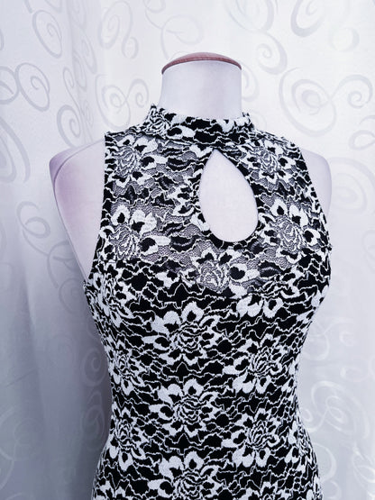 00’s Lipsy asian style Qipao black & white embroidered dress 🐇🕷