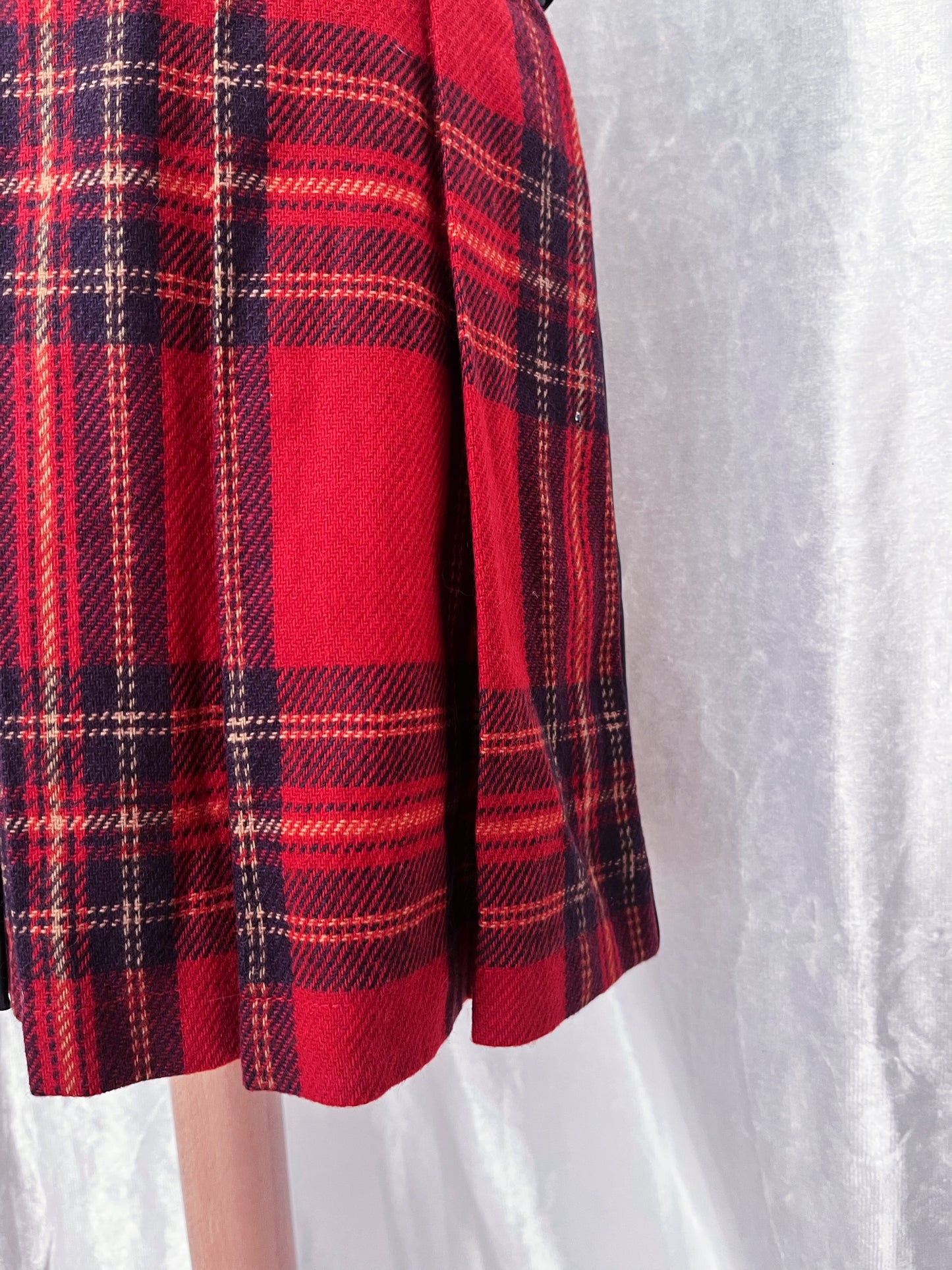Alt faux leather & tartan skirt 🕷️🕸️