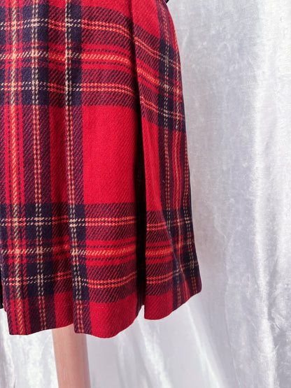 Alt faux leather & tartan skirt 🕷️🕸️