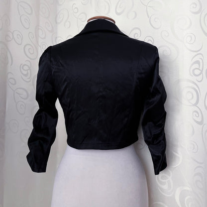 00’s gothic satin black bolero 🕷️