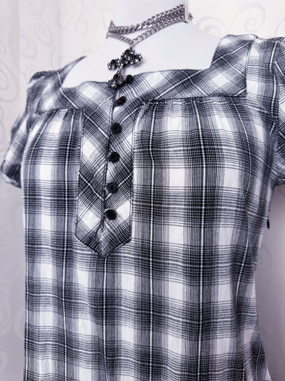 Horror Protagonist/Dark Coquette plaid mini dress 🎞️🗝️