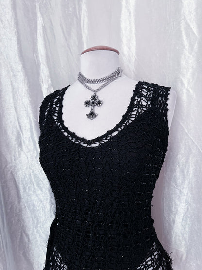 00’s Lipsy beaded knit top 🕸️