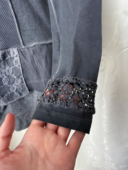 00’s whimsygoth patchwork grey jacket with lace details 🦇🗝️🦋