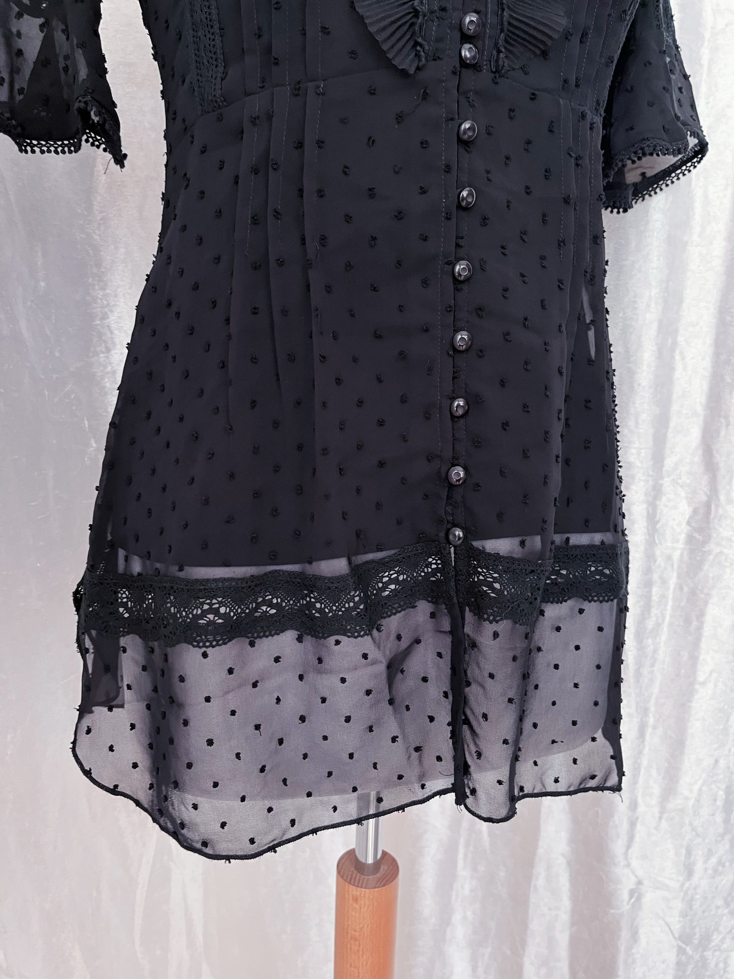 Lucy Paris Gothic lolita style mesh shirt with tank top 🎀