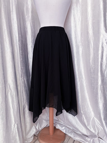 Stunning mesh witchy skirt 🧙🏻