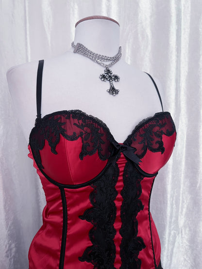 Gothic vampire corset top 🧛🏼‍♀️