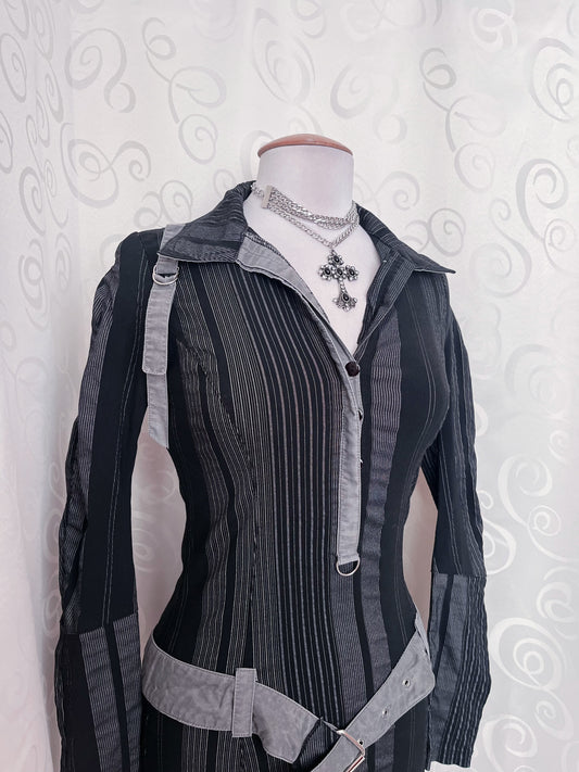 00’s Cache Cache iconic office striped dress with belt details 🖤🗡️