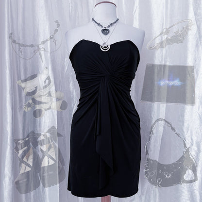 Hot little black dress