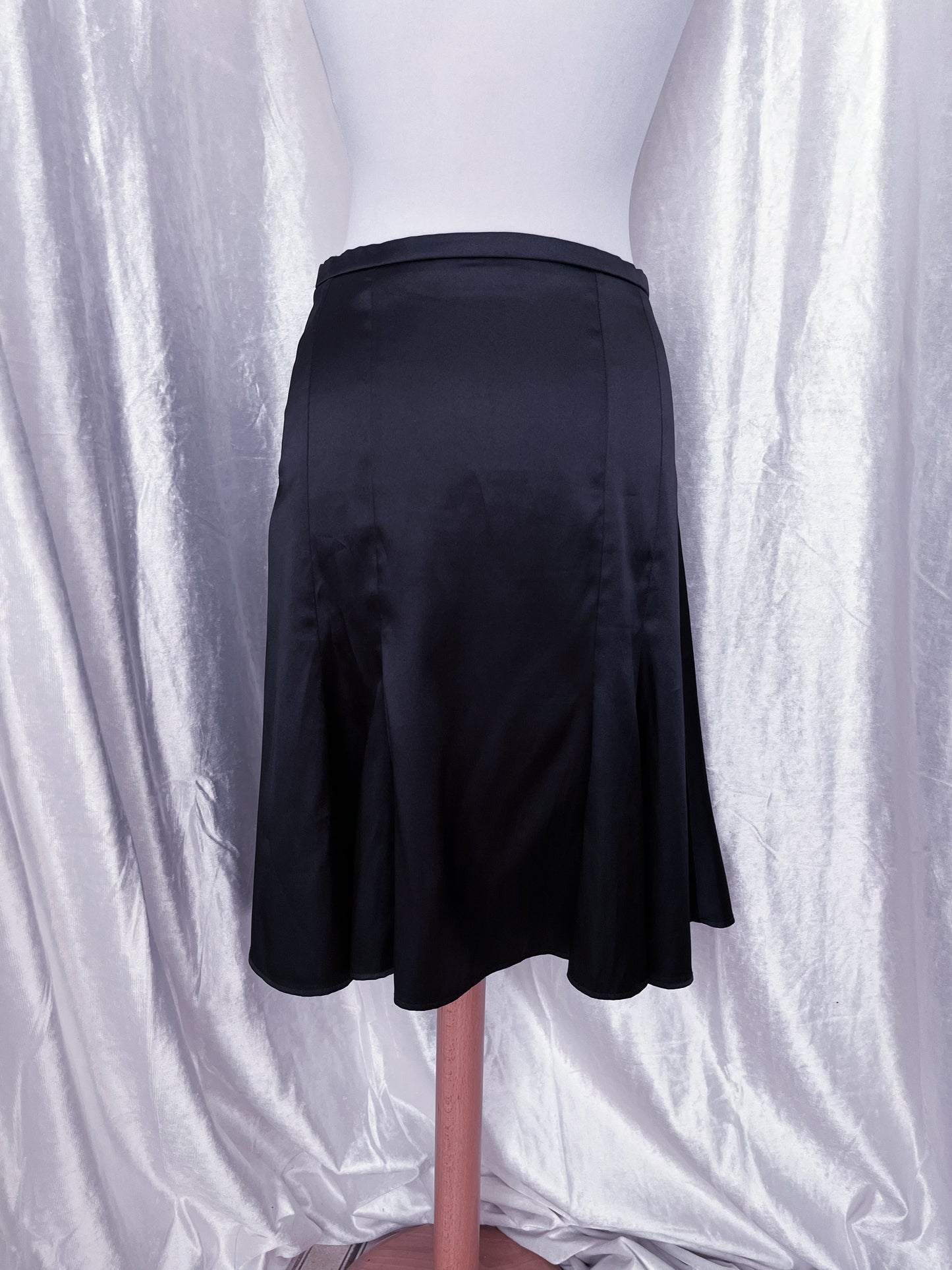 Orsay office black saten skirt ✨🦇