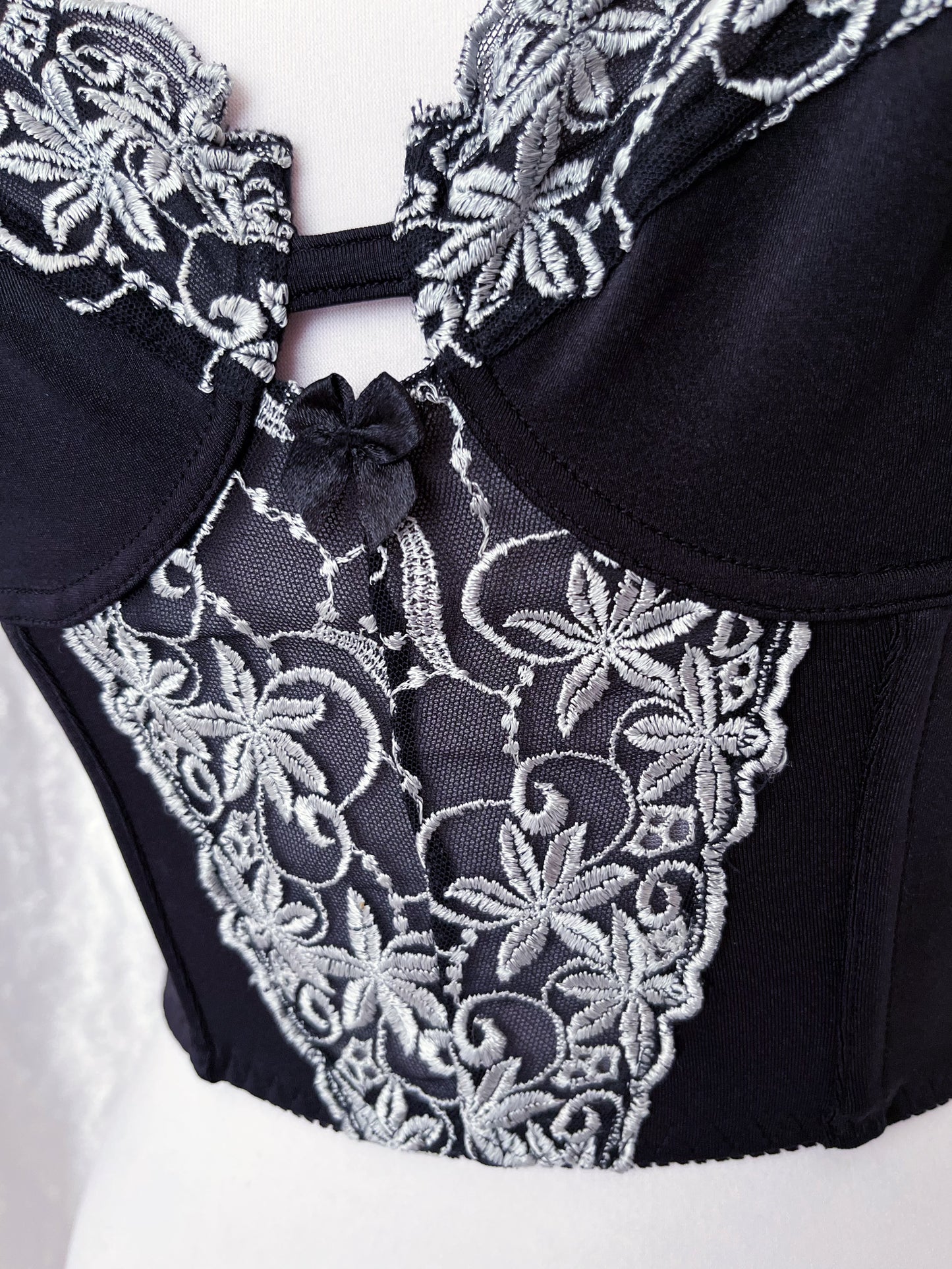 Dark fairy black crop corset top 🕸️🧚🏻