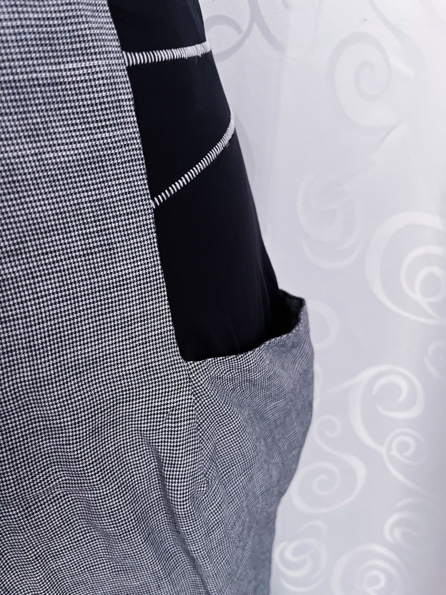 00’s iconic Dark Coquette plaid dress with lace up back detail 🗝🏰