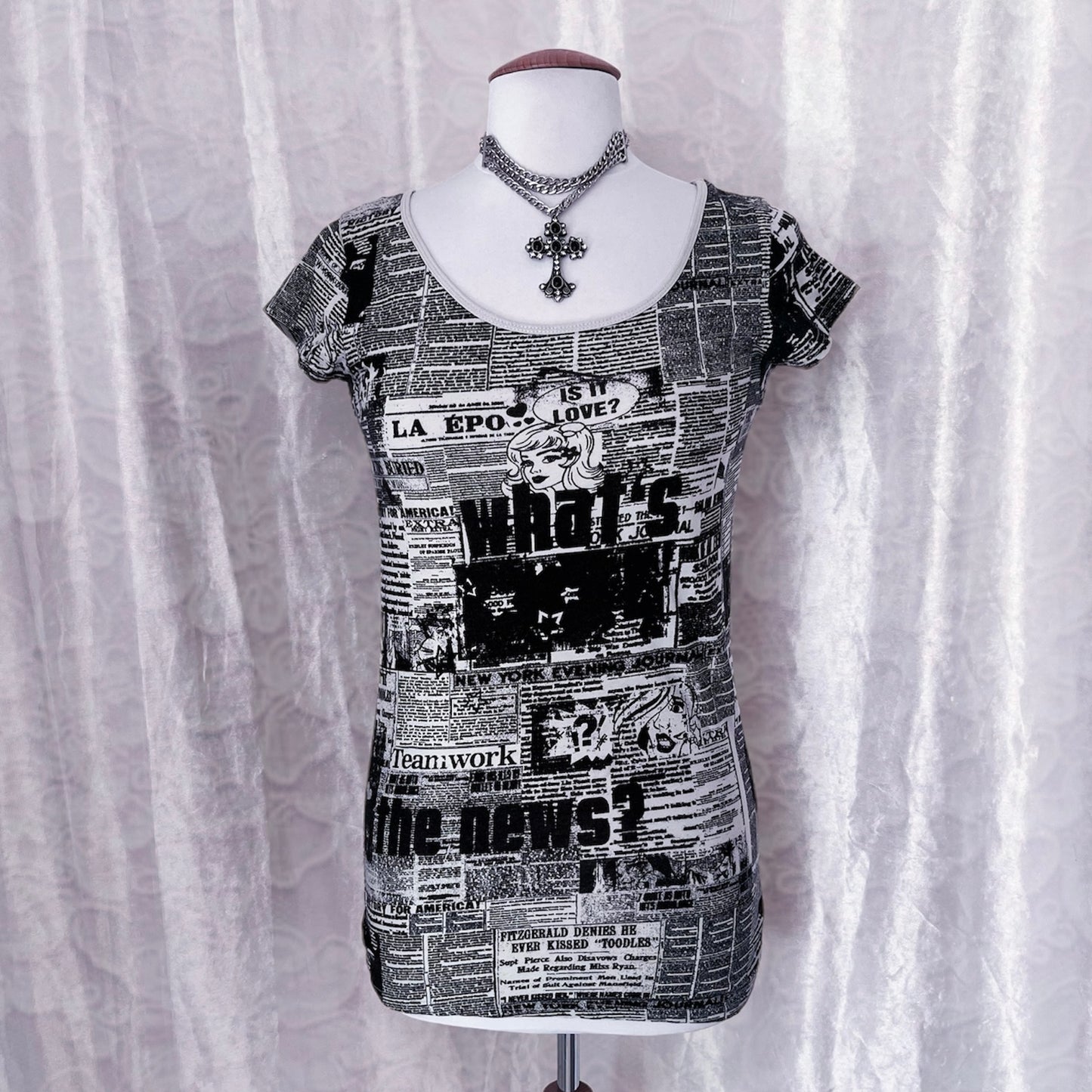 Fishbone newspaper print tee 📰