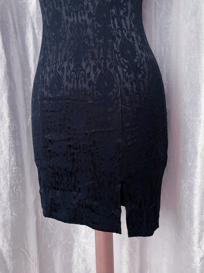 00’s Gothic Asian Qipao style brocade dress 🦇