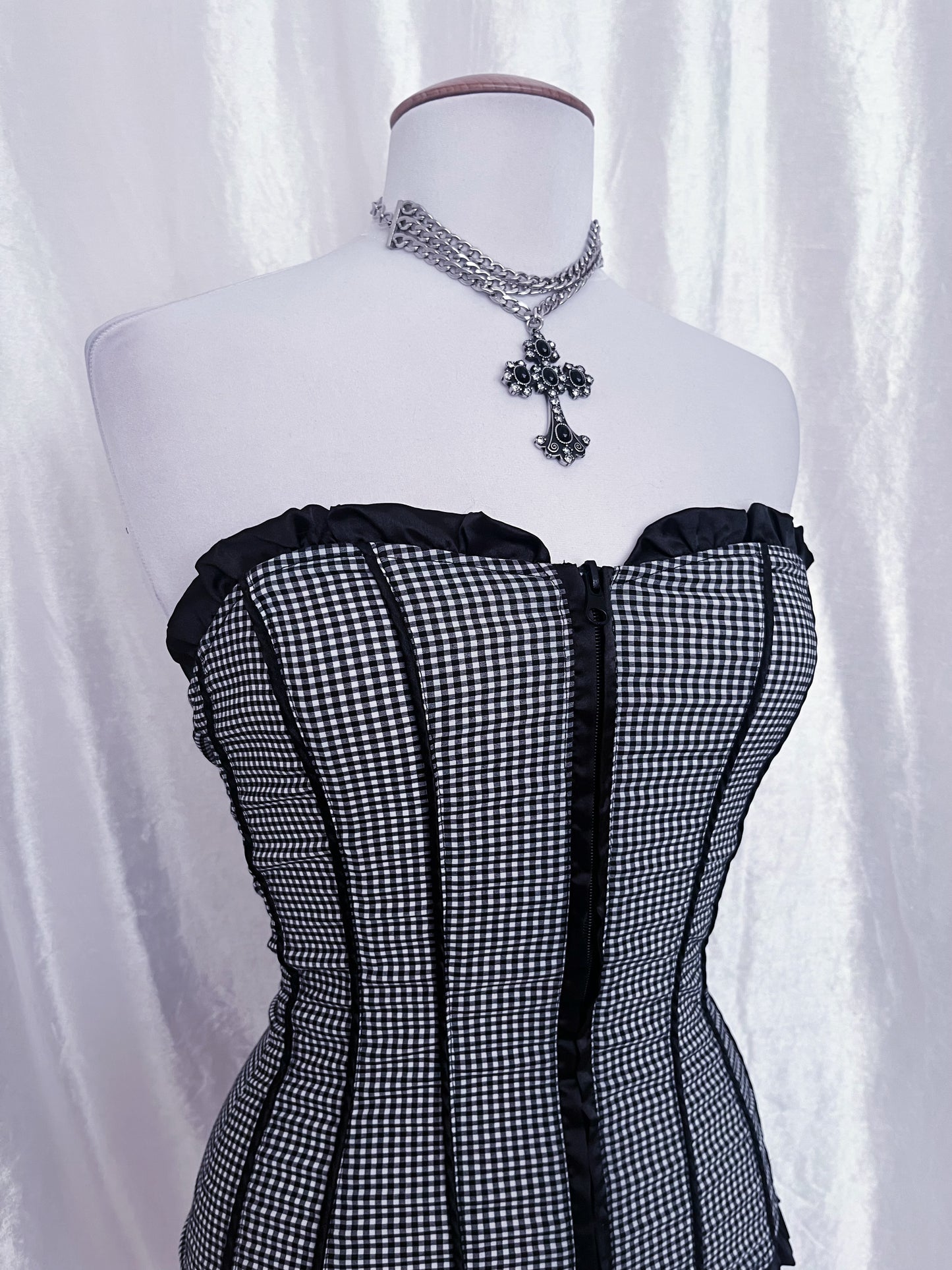 Dark coquette Milkmaid plaid cotton corset top 🧺🦇