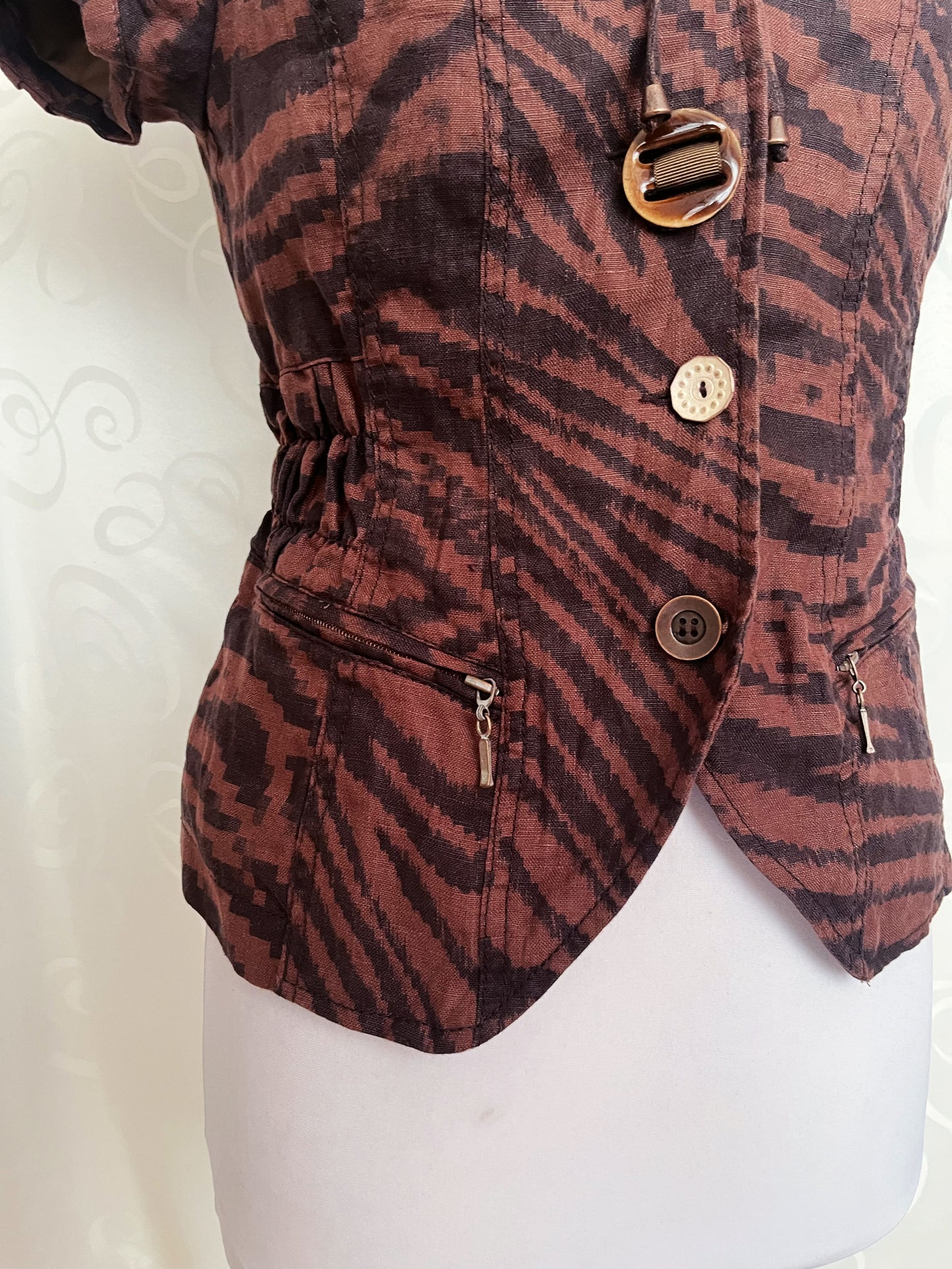 00’s whimsy zebra print brown jacket with lace-up detail 🦇🦓