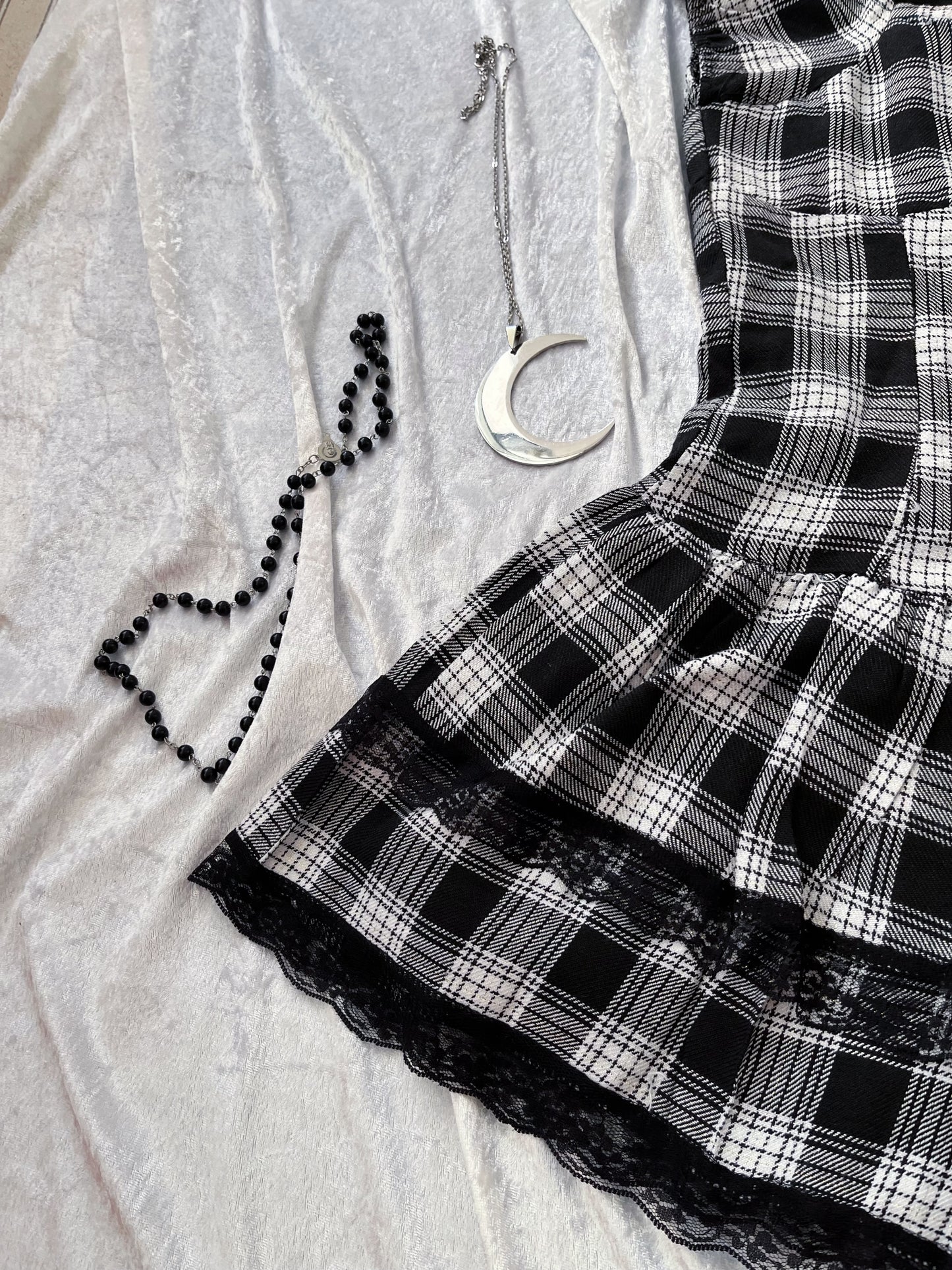Dark Coquette / Jirai Kei style puffy layered tartan top with lace details 🕷️🎞️