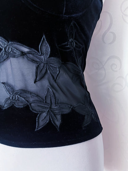 00’s Whimsygoth black velvet corset with mesh & embroidered detail 🖤🌀