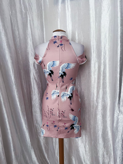 Chinese Modern pink Qipao dress with cutout details 🎀🍥