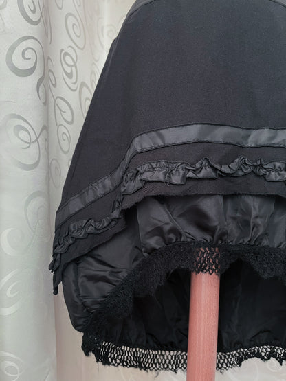 00’s dark coquette black skirt with satin & knit details 🌀🦇