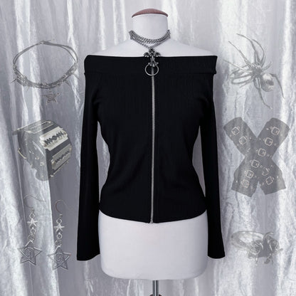 Black alt off-shoulder jacket by Blind Date 🖤