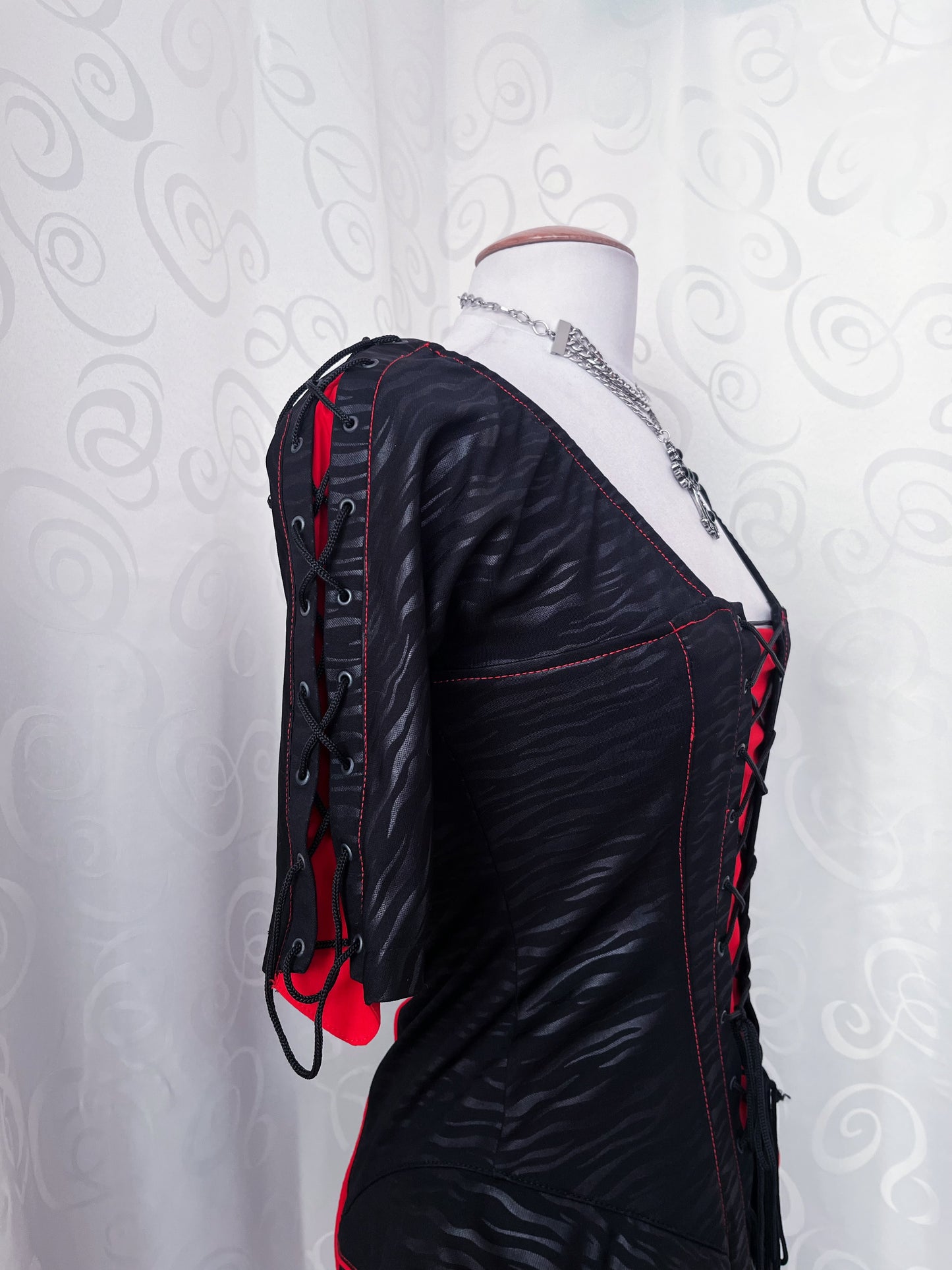 Iconic Vampire Gothic lace-up dress with zebra print ❤️🧛🏼‍♀️