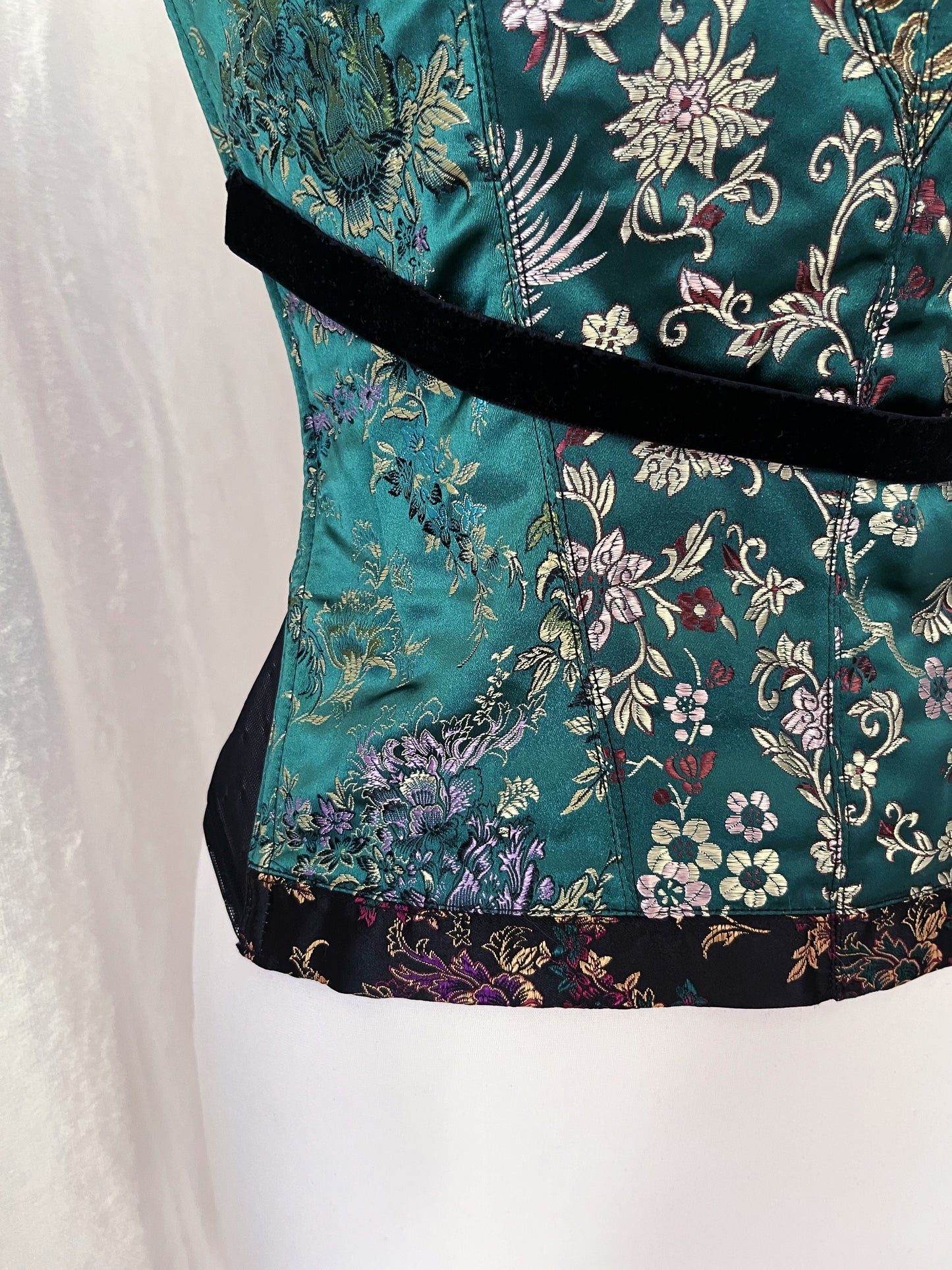 H&M asian style corset top 🐉