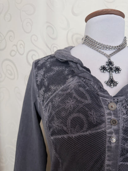 00’s whimsygoth patchwork grey jacket with lace details 🦇🗝️🦋