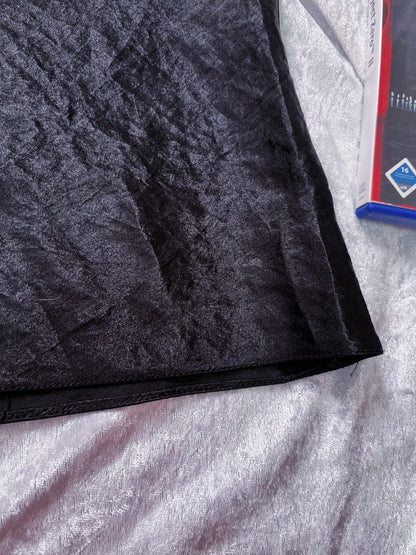 00’s Horror Protagonist / Dark coquette satin black top 🗝️🎞️