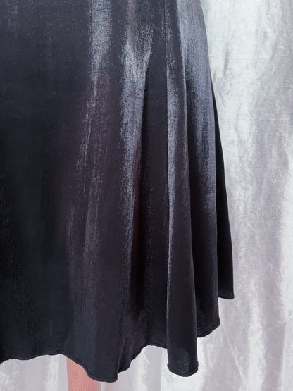 Vintage Elfio silky black gothic dress 🦇