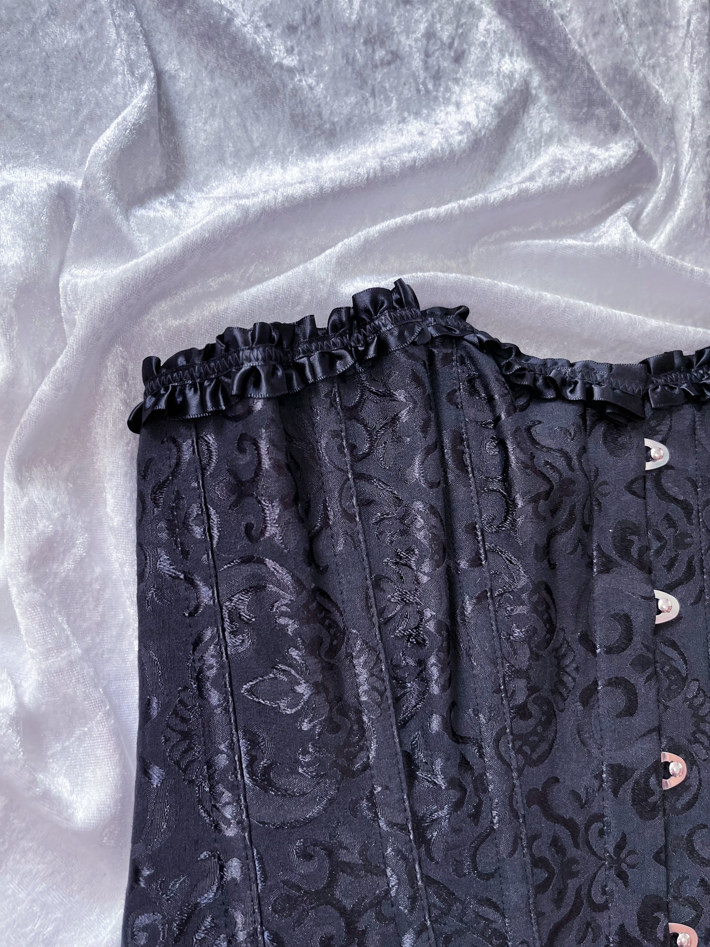 Alcatraz-Gothic black brocade corset 🦇