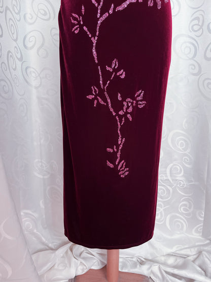 00’s whimsygoth burgundy velvet dress with embossed strass detail ❤️🌺