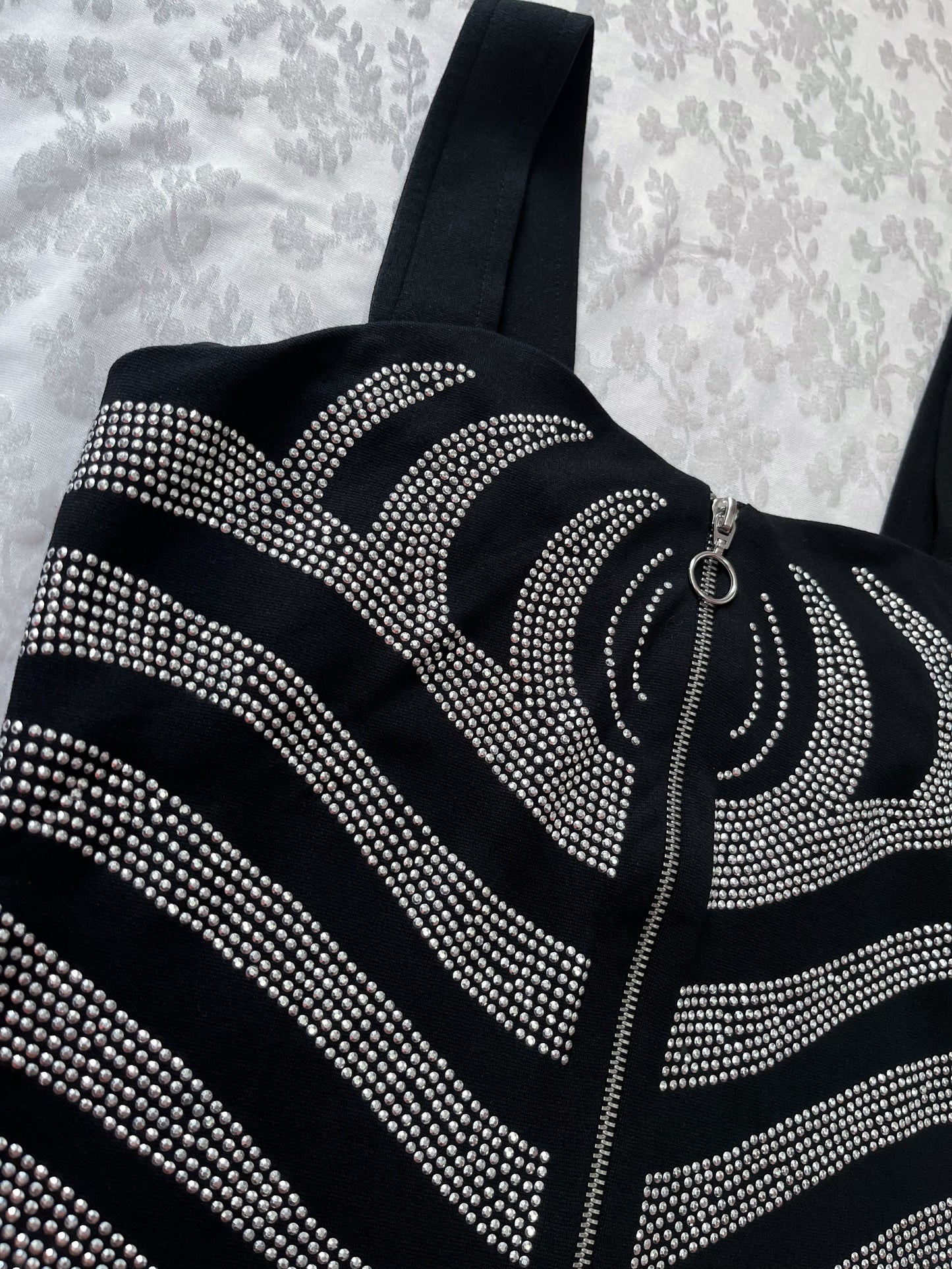 Iconic alt beaded zip-up top 🗡️
