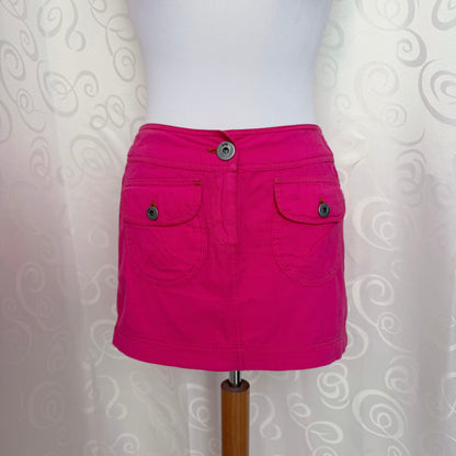 Y2K style pink denim mini skirt 🎀