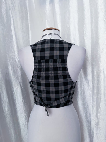 00’s Fishbone dark academia crop plaid vest 📓🌀