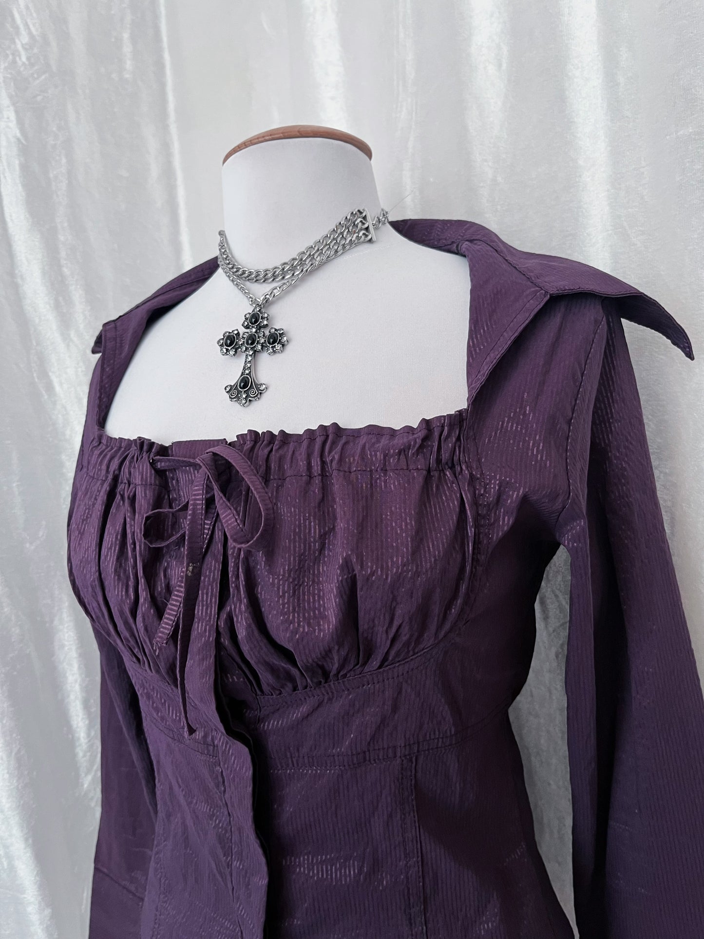Gothic/Whimsy victorian style purple striped shirt 💜🔮