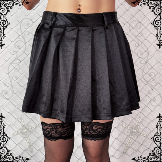 00’s dark coquette pleated saten skirt